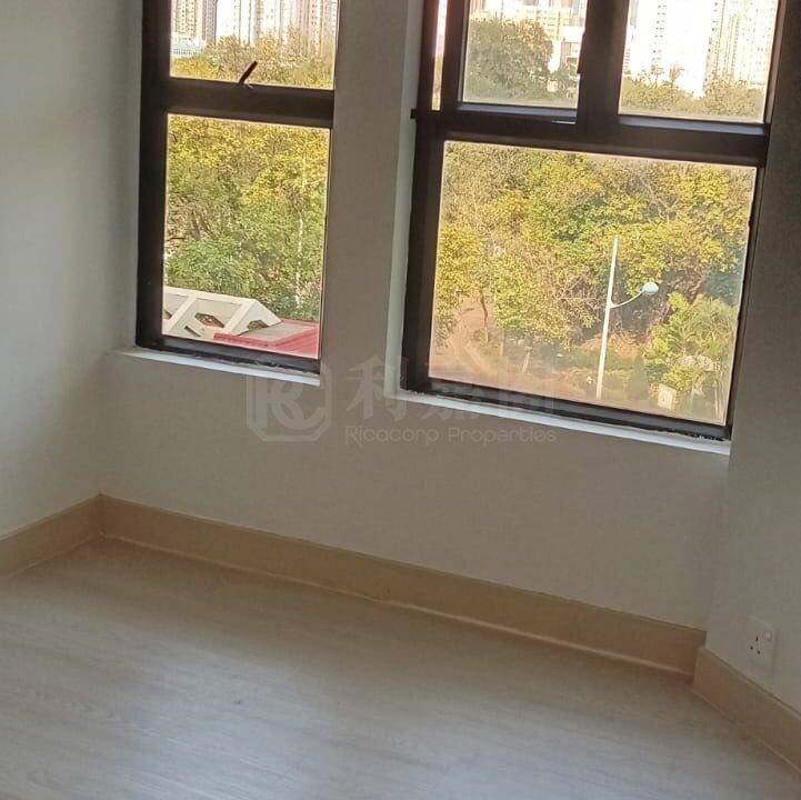 1746937889999