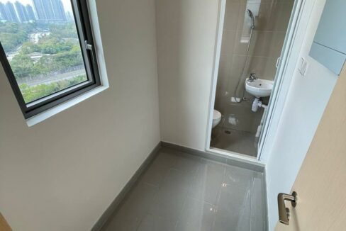 F55322D2-BCB8-4FCE-8E46-4587CFA29CC8