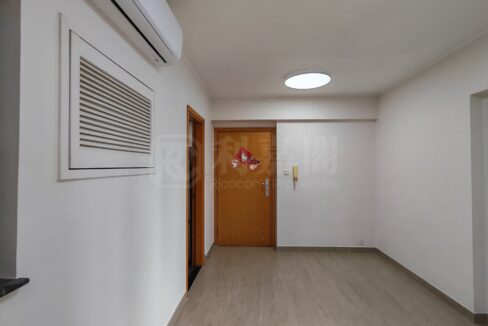 3e6ae483-6ad9-4596-ab58-e71dcd905ce7.jpeg