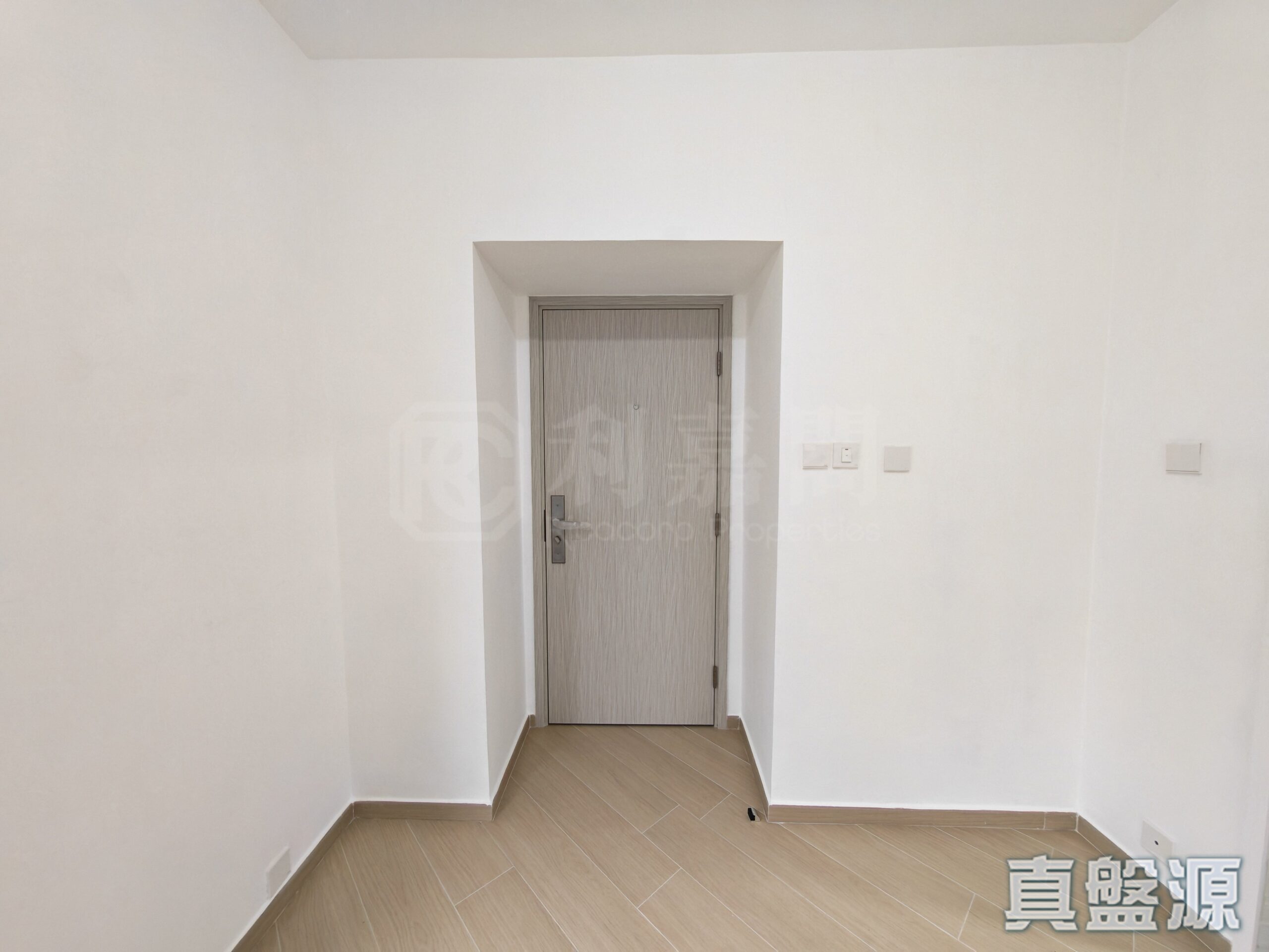 萬豐大廈 - 元朗屋網 28YuenLong.com