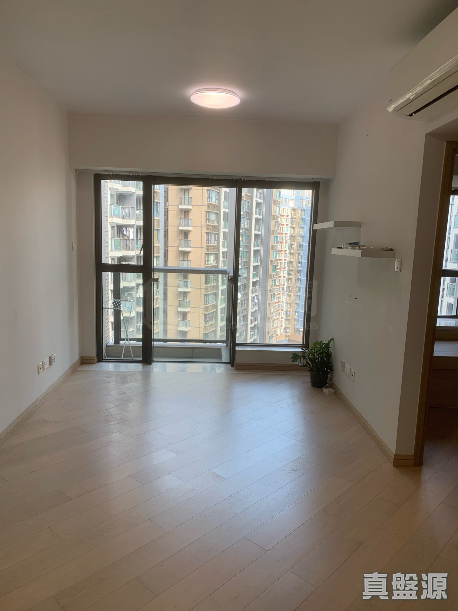 溱柏 7座 - 元朗屋網 28YuenLong.com