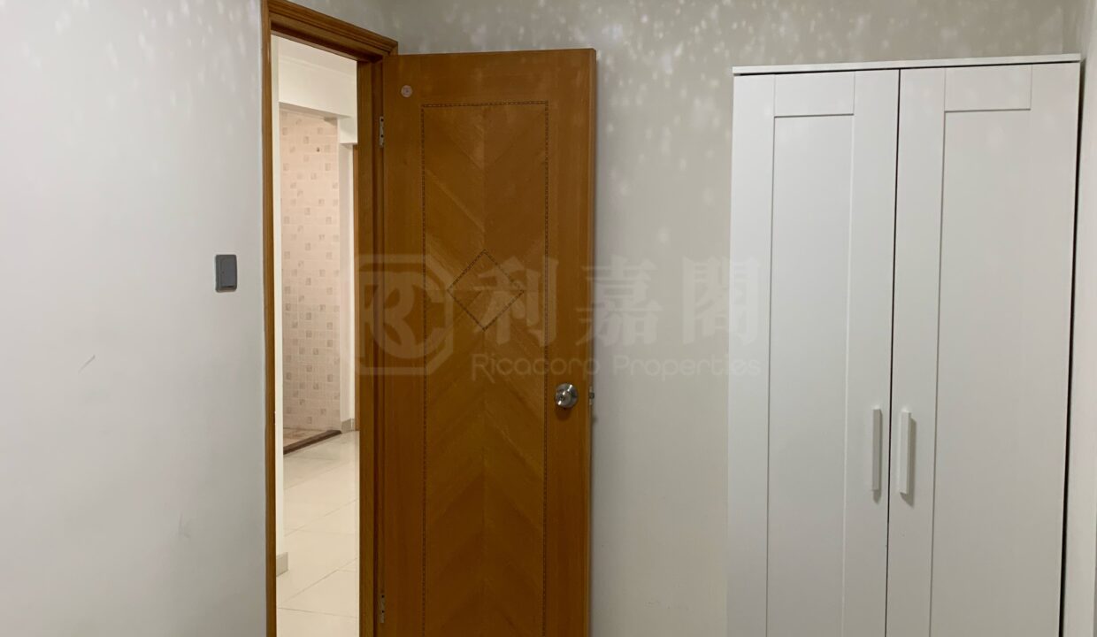 ac7f5e0d-6fb7-4e8c-a6c6-a7f3174ff005.jpeg