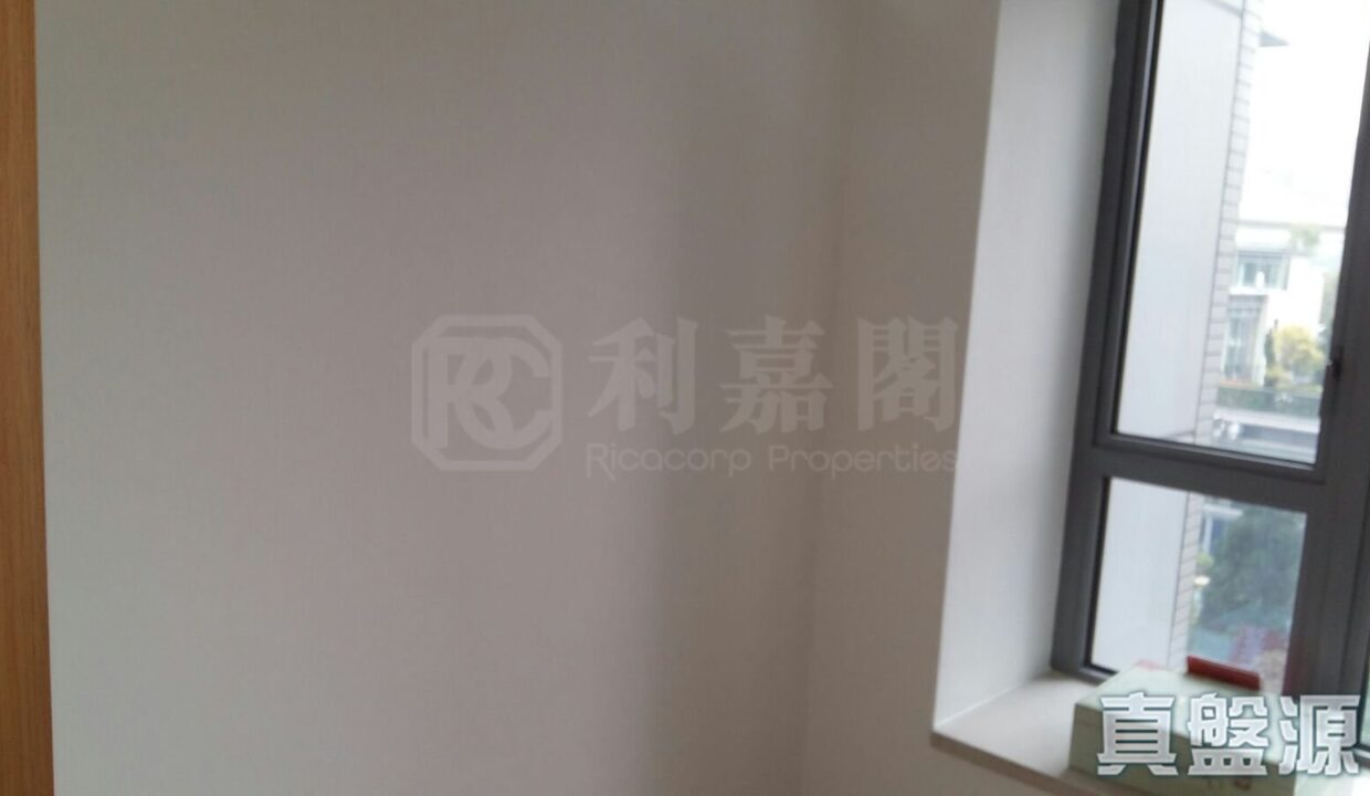 b590d41d-4d5c-4329-9117-ce3e859f1461.jpeg