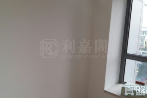 b590d41d-4d5c-4329-9117-ce3e859f1461.jpeg
