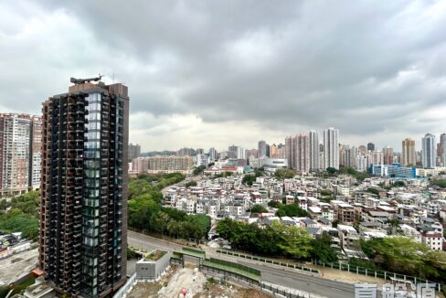 b6b654e6-9f09-4d3b-a63d-0296d376bdd8.jpeg