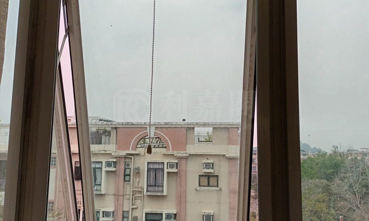 b7ab235e-48d3-4cf1-a07e-176a2afe00ad.jpeg