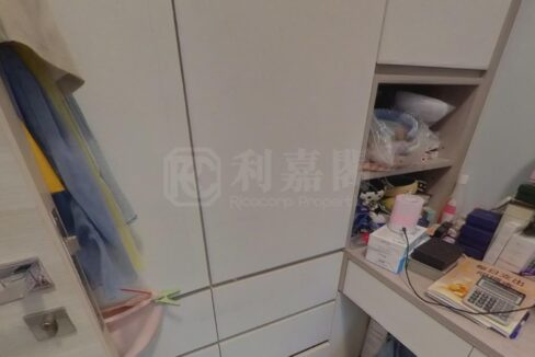 c8774acb-fdc6-4c2d-9da4-4a89aab95d59.jpeg