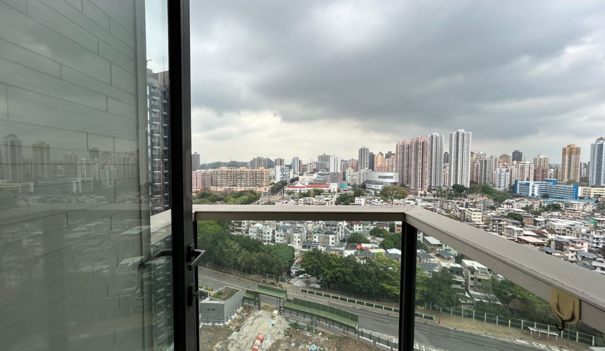 d089e8aa-9518-45a3-ac87-3cb824c6c55a.jpeg