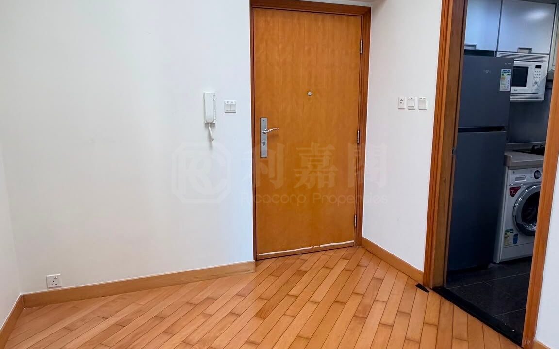 f13495b0-7be4-4ddc-a1ae-25dca27082a0.jpeg