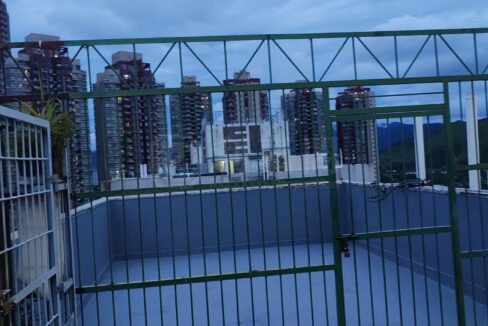 ff925638-6d7b-4ec3-8aed-3c4b91687267.jpeg