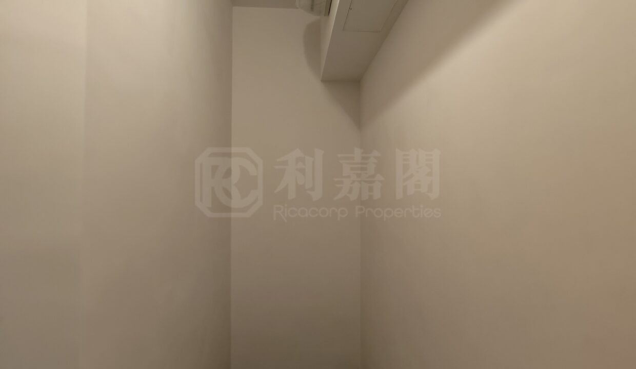 0b10af5e-ce31-4c5b-88c7-4e4be35493c1-1.jpeg