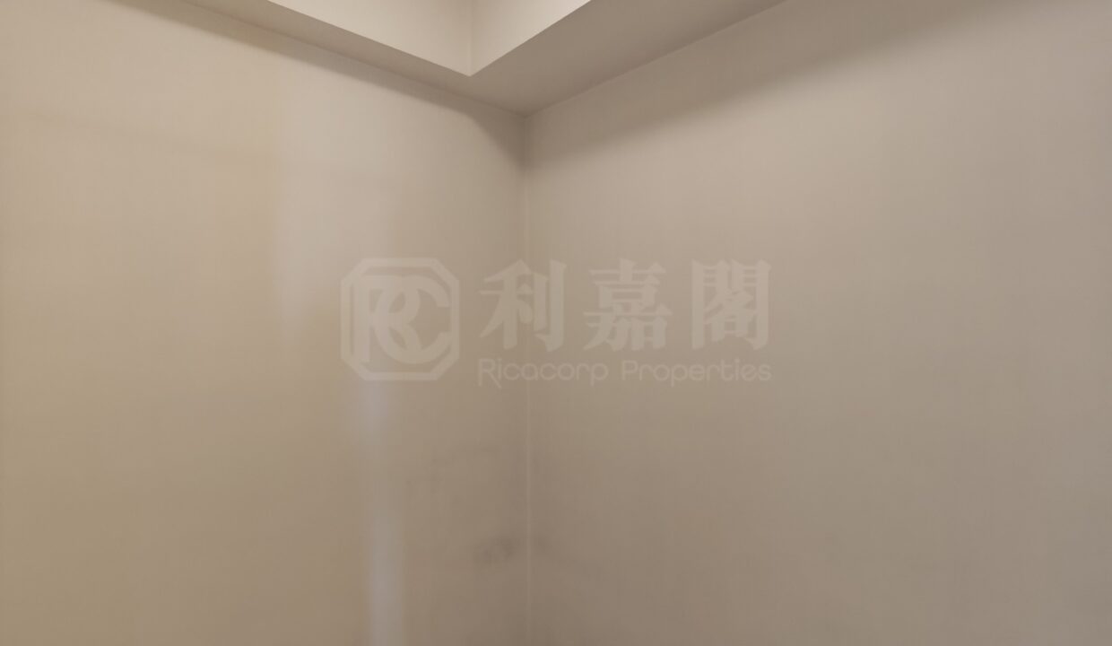 1c94c57e-9b34-4308-87bf-ccbde48de4f3.jpeg