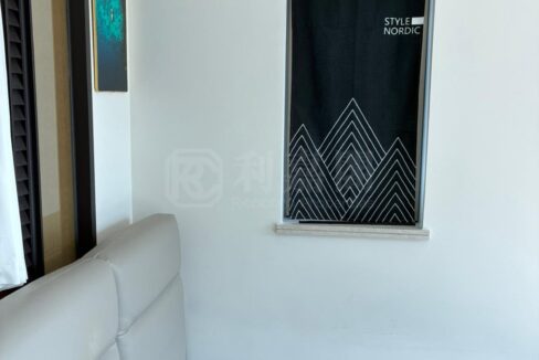 25f39abf-cbd8-4ad5-9e04-62fba4c234c1.jpeg