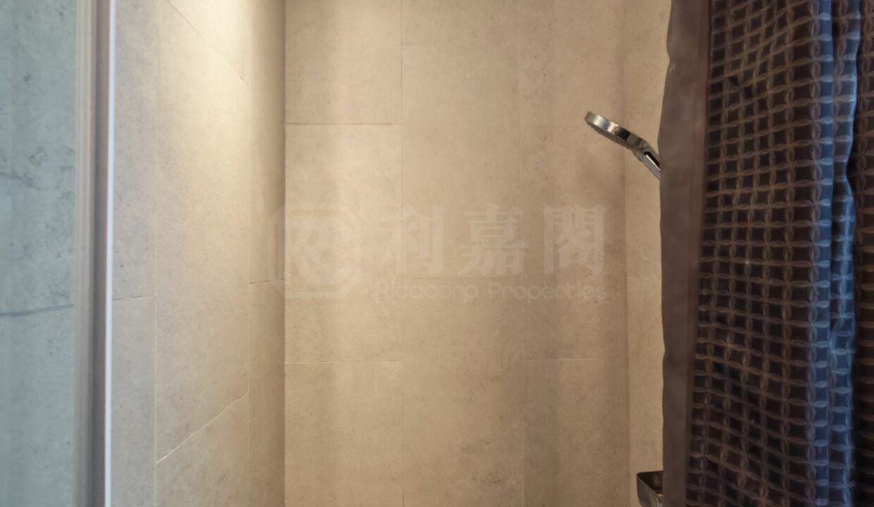 44502ede-200d-45df-bd16-0527a17c3d20.jpeg