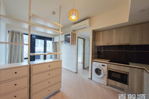 70aac1dc-abaf-4597-bed7-e08ffa5d0d77.jpeg