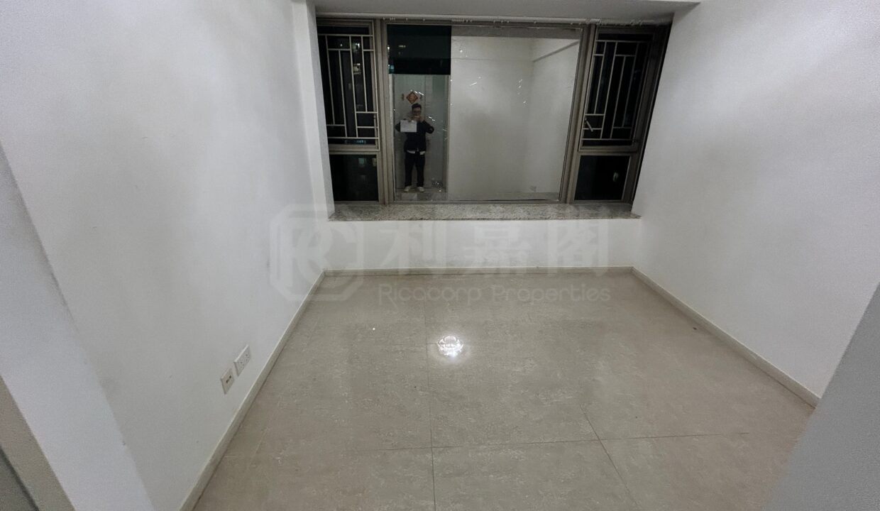 81243e9f-0227-453b-bf7e-e2bd4260c163.jpeg