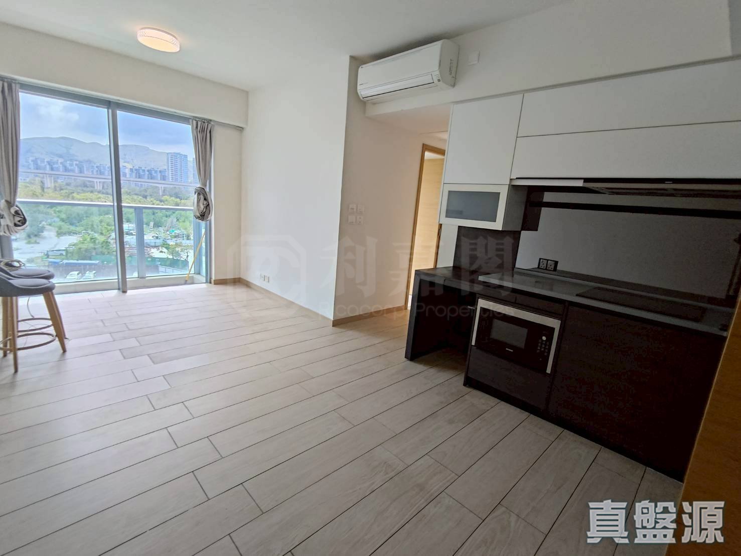 峻巒 2A期 PARK YOHO GENOVA 18B座