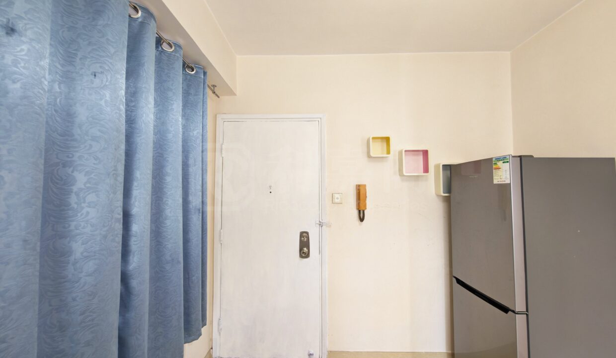 aeb1fd7d-01ff-4b16-b109-912fc89a1ae0.jpeg