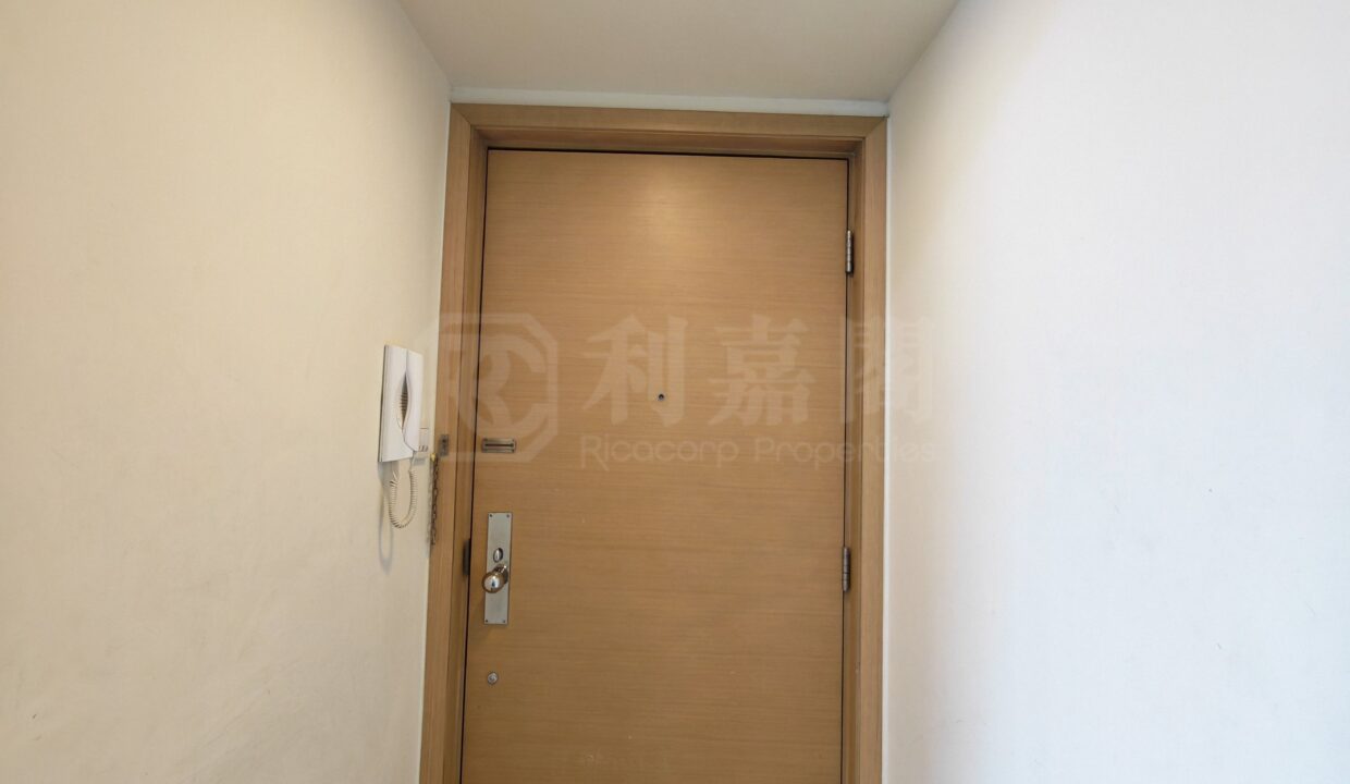 bdeabccb-2c17-4a28-b998-8e2dbdcf1779.jpeg