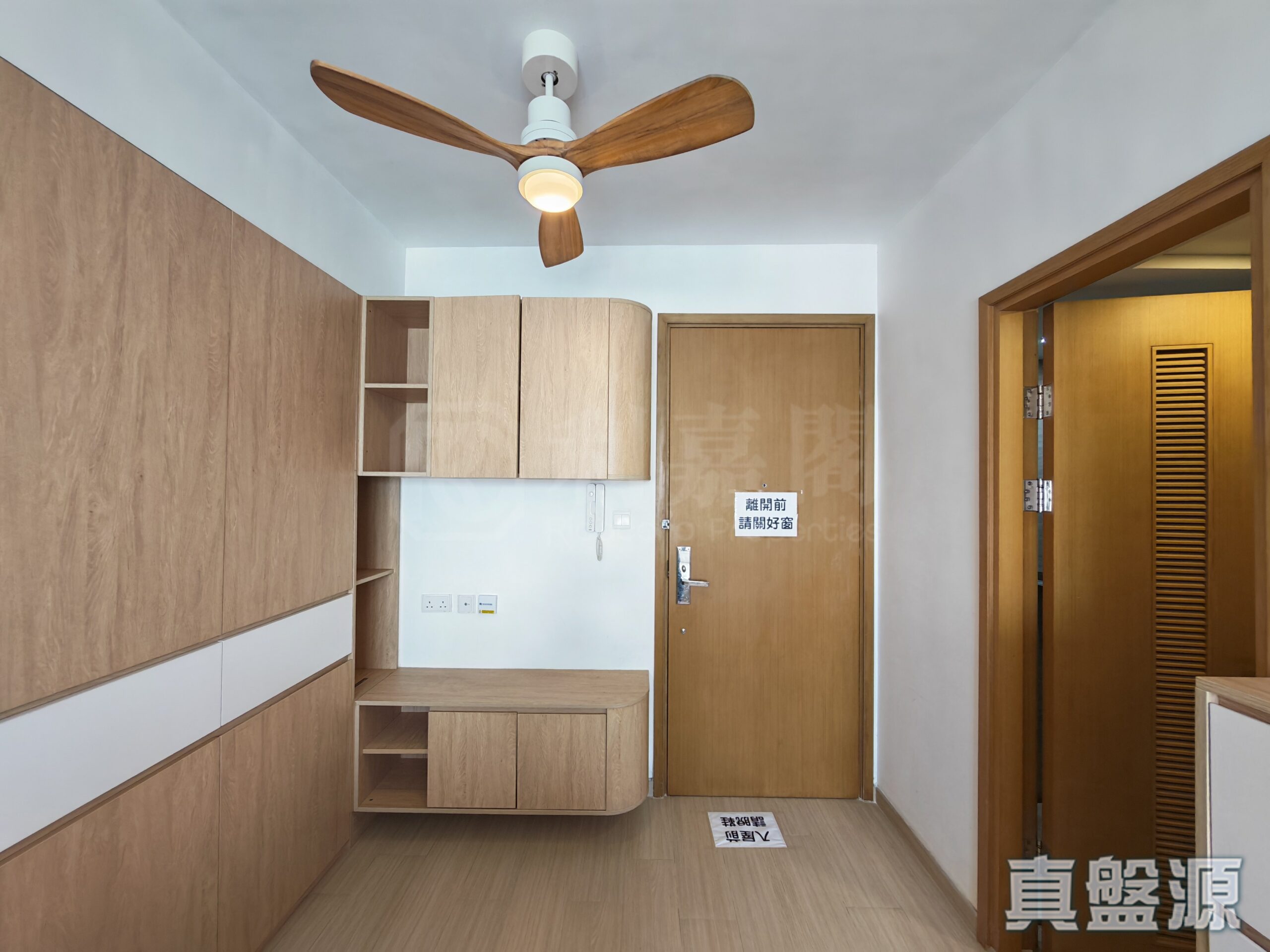 溱柏 10座