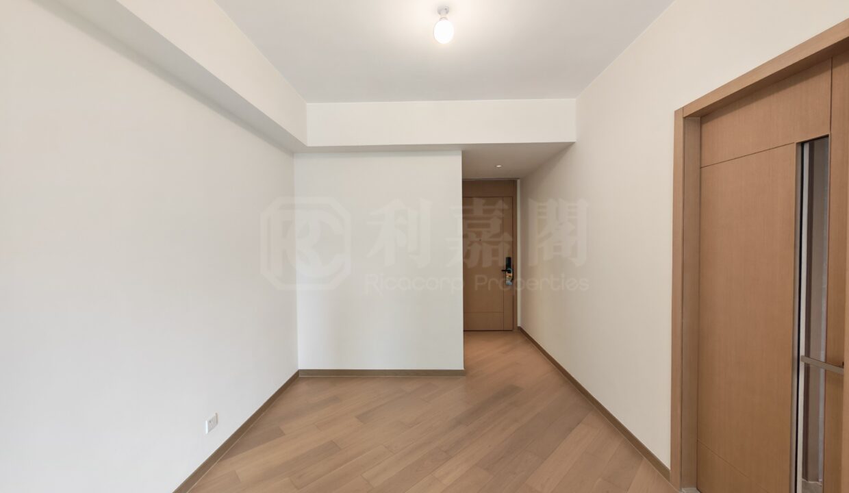 d2b27046-3f14-48bd-9603-df4c54d62ac2.jpeg