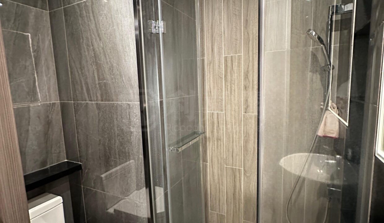 d86250fd-0904-4f28-bd9e-2e18a0dd51f7.jpeg