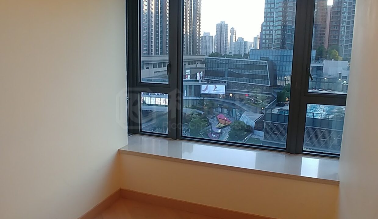 e6f1a720-29da-4071-95c6-80e7e3bd3309.jpeg