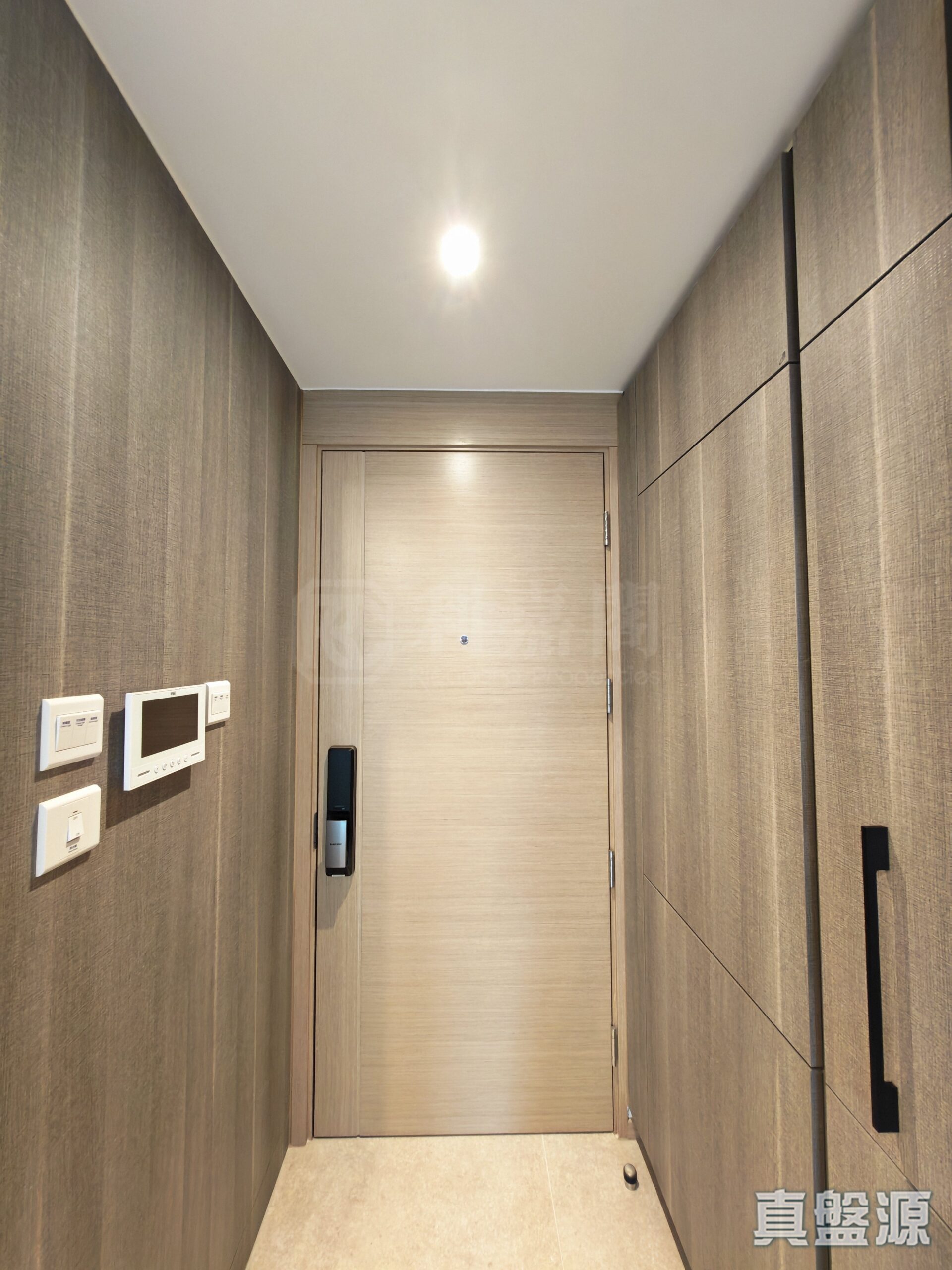 THE YOHO HUB B期 1座