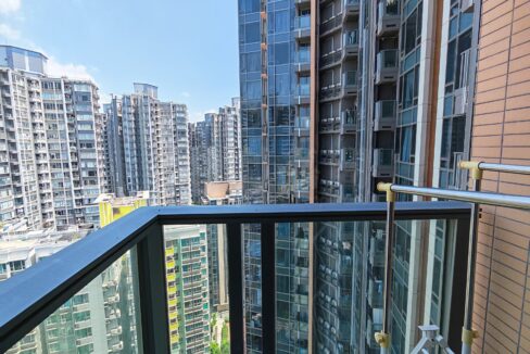 f633f329-ad6c-4d6b-a351-6f44dc437dd1.jpeg