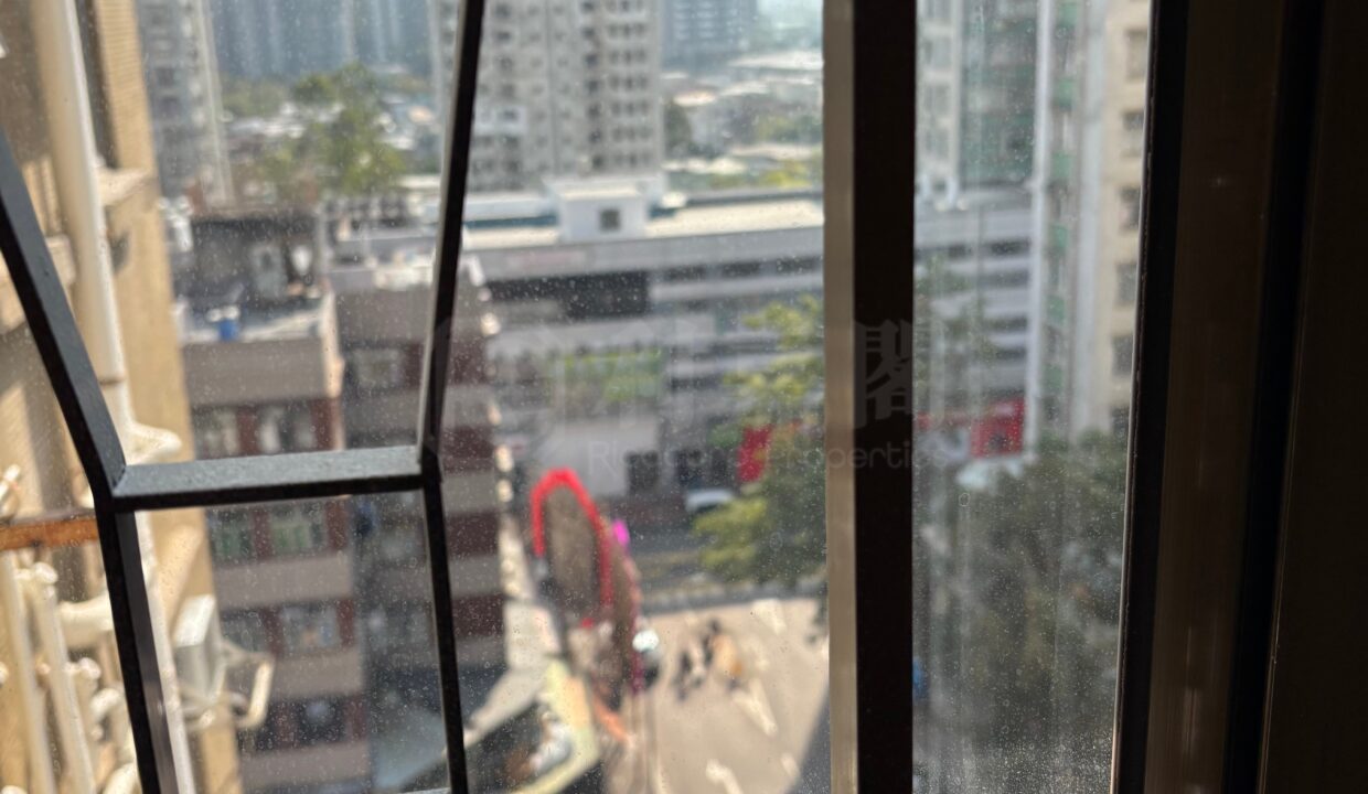 f711af08-6e53-4c0e-8462-837183c7d66c.jpeg