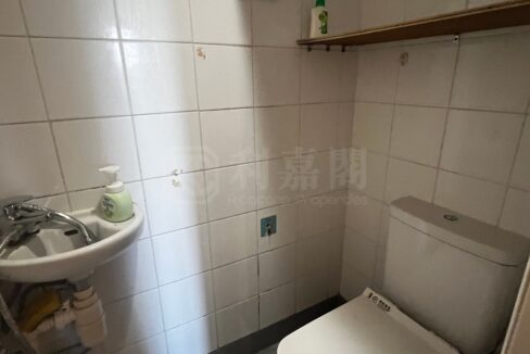 fc964043-580e-4bb1-aec9-27e265cce6ae.jpeg