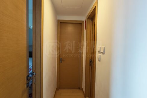 bfda1a53-9534-49bb-8a72-333c4ea8f5d2.jpeg