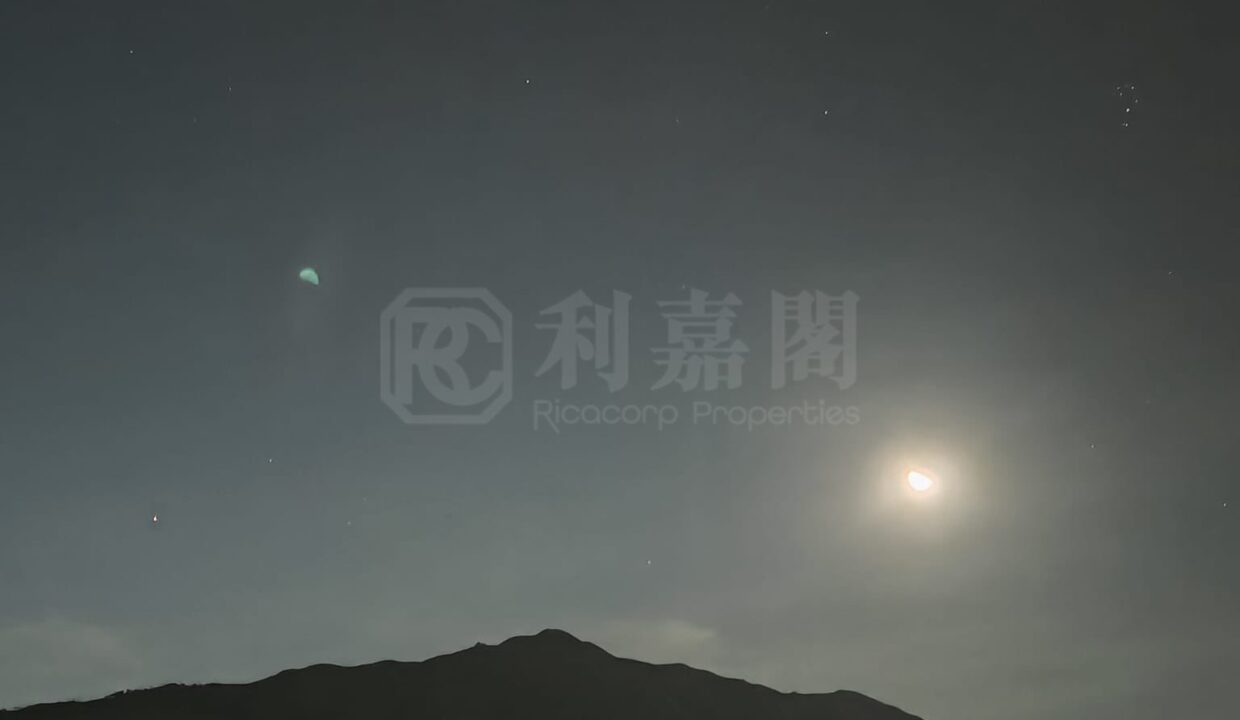 05f7492d-0cde-4d1b-98d0-5355d93302df.jpeg