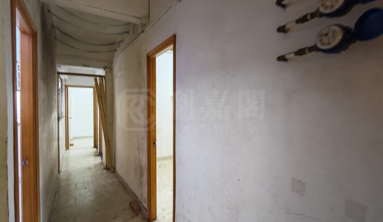 08fd785a-2aa3-4024-8f1b-8a8f6e3790f1.jpeg
