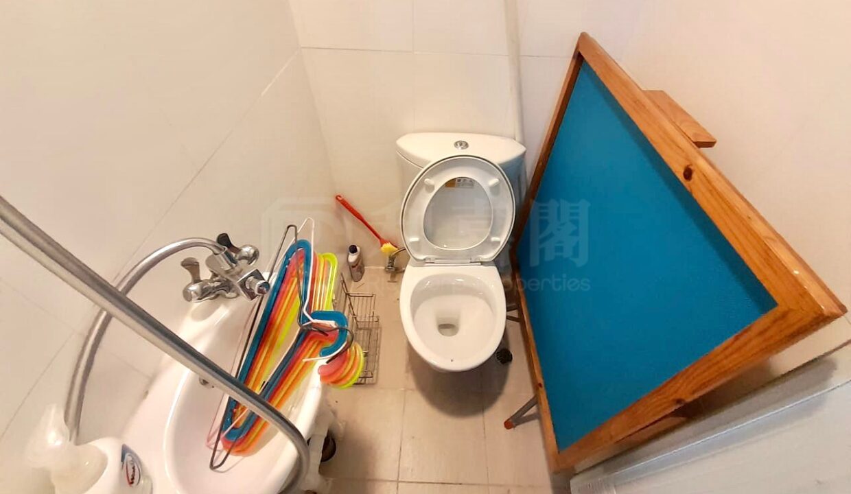 0a5fedd9-71f0-42ad-bbb4-3fd1cf7d6477.jpeg