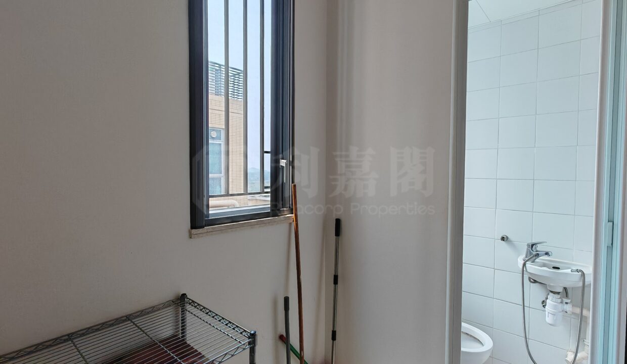 0be93d72-d24d-462f-817a-c15ec94dcf82.jpeg