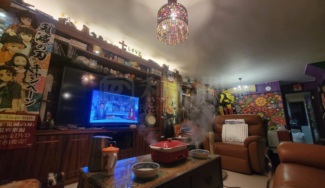 1cf0d54c-3355-41c2-90d7-5832accb15b2-42.jpeg