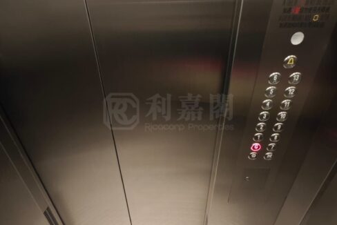 1d33b933-f0ac-4da1-b140-e9c7e92a6c09.jpeg