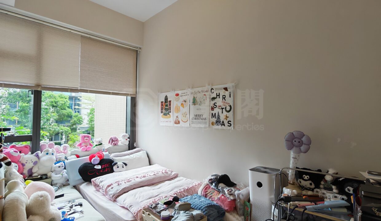 21decb9c-d739-4f4d-b49f-0432014efa1c.jpeg