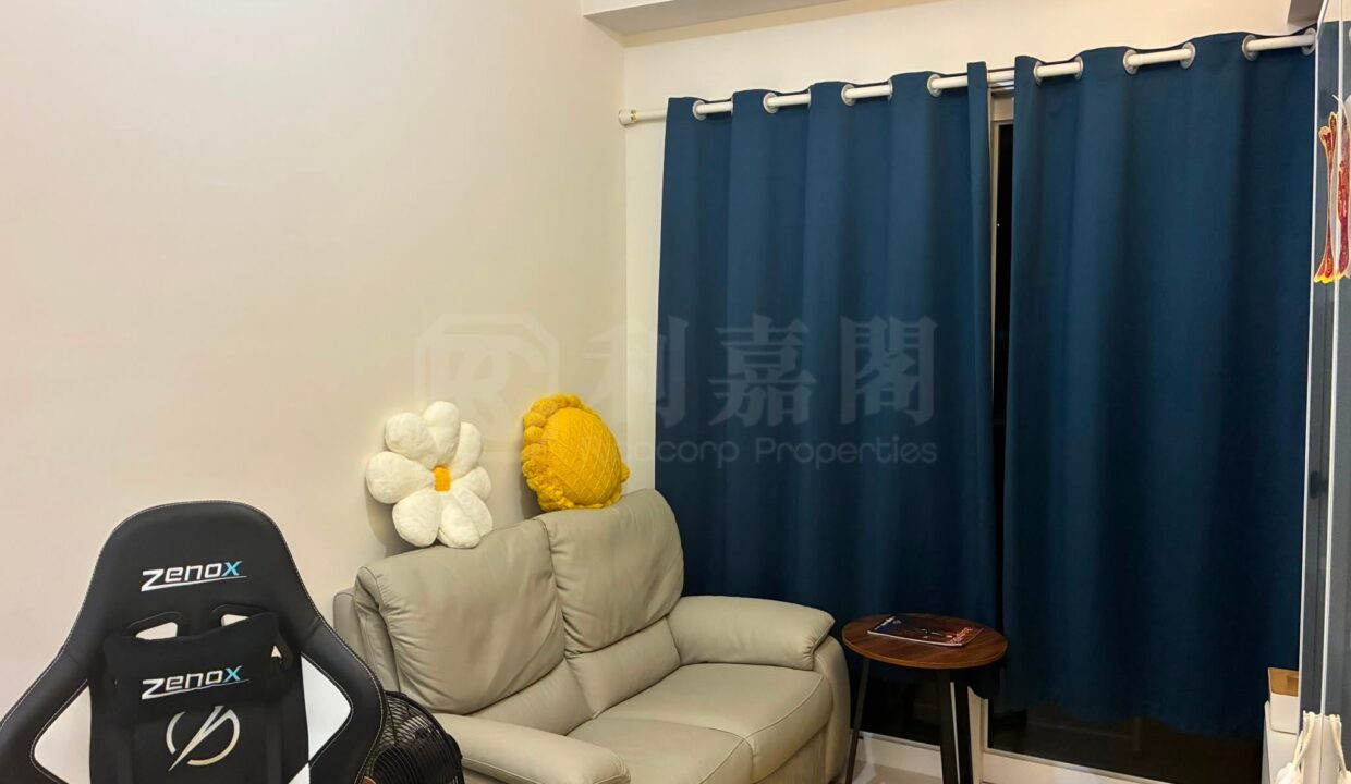 2f678984-ec98-4e2d-8000-507a77306c74.jpeg