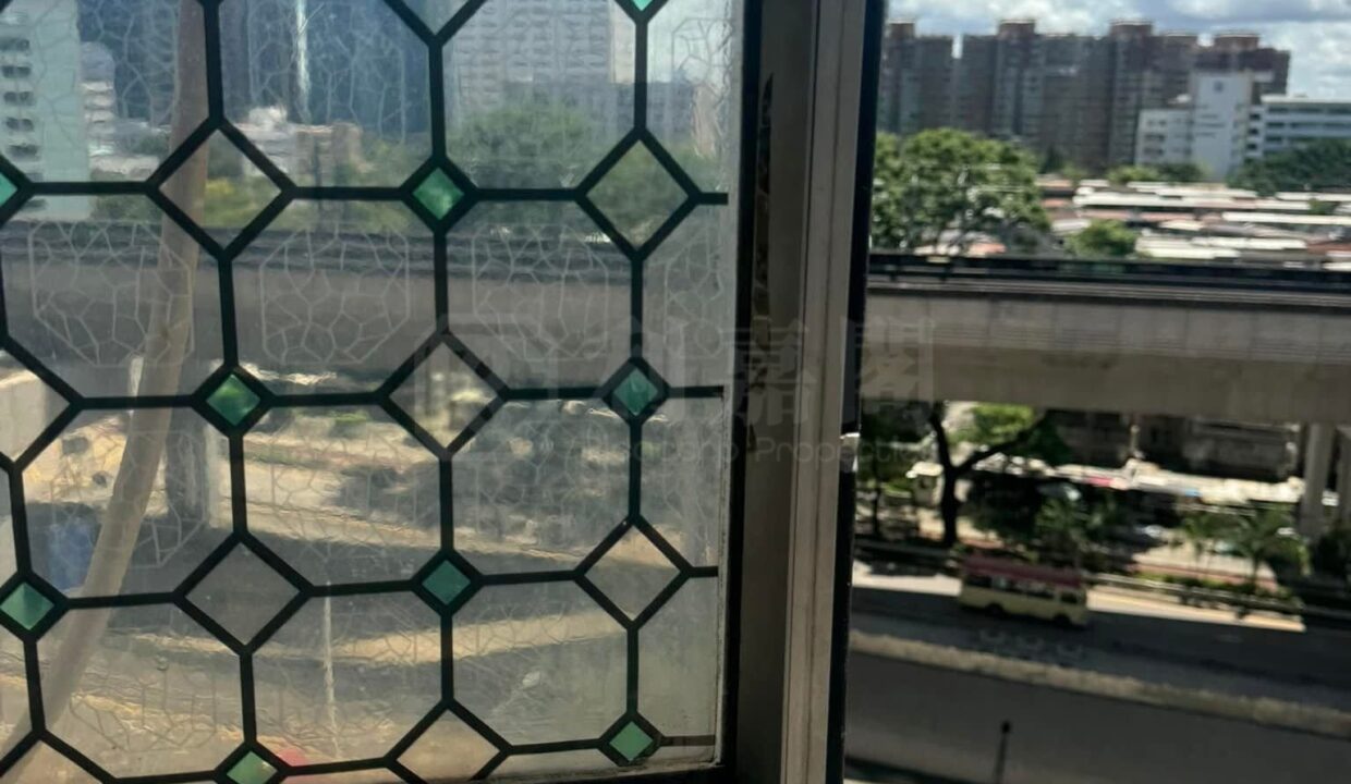 4b7ed046-1bab-4a7b-ad1f-84c24c431df7.jpeg