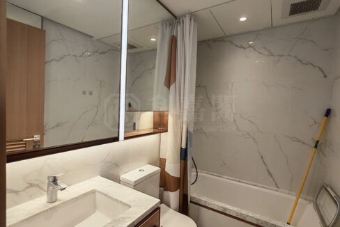 5baf851f-98b2-48bd-9f64-b12a88925236.jpeg
