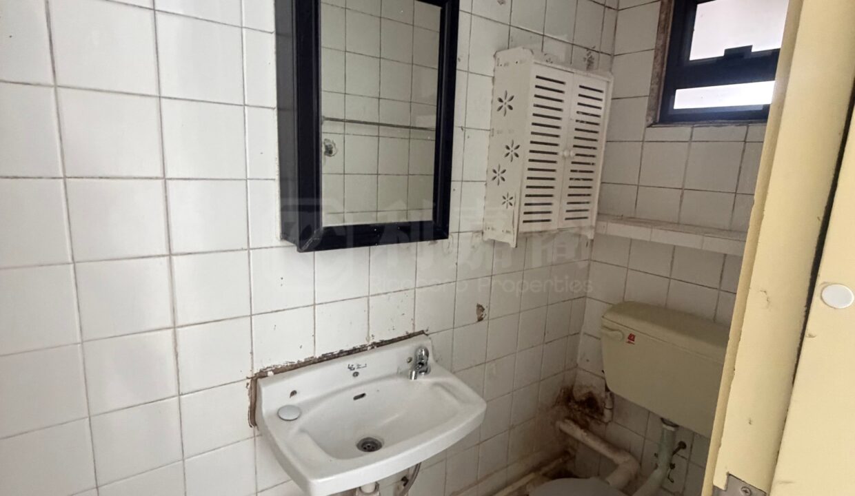 69e1a0be-7a26-466c-a0ad-5f2d8664b437.jpeg