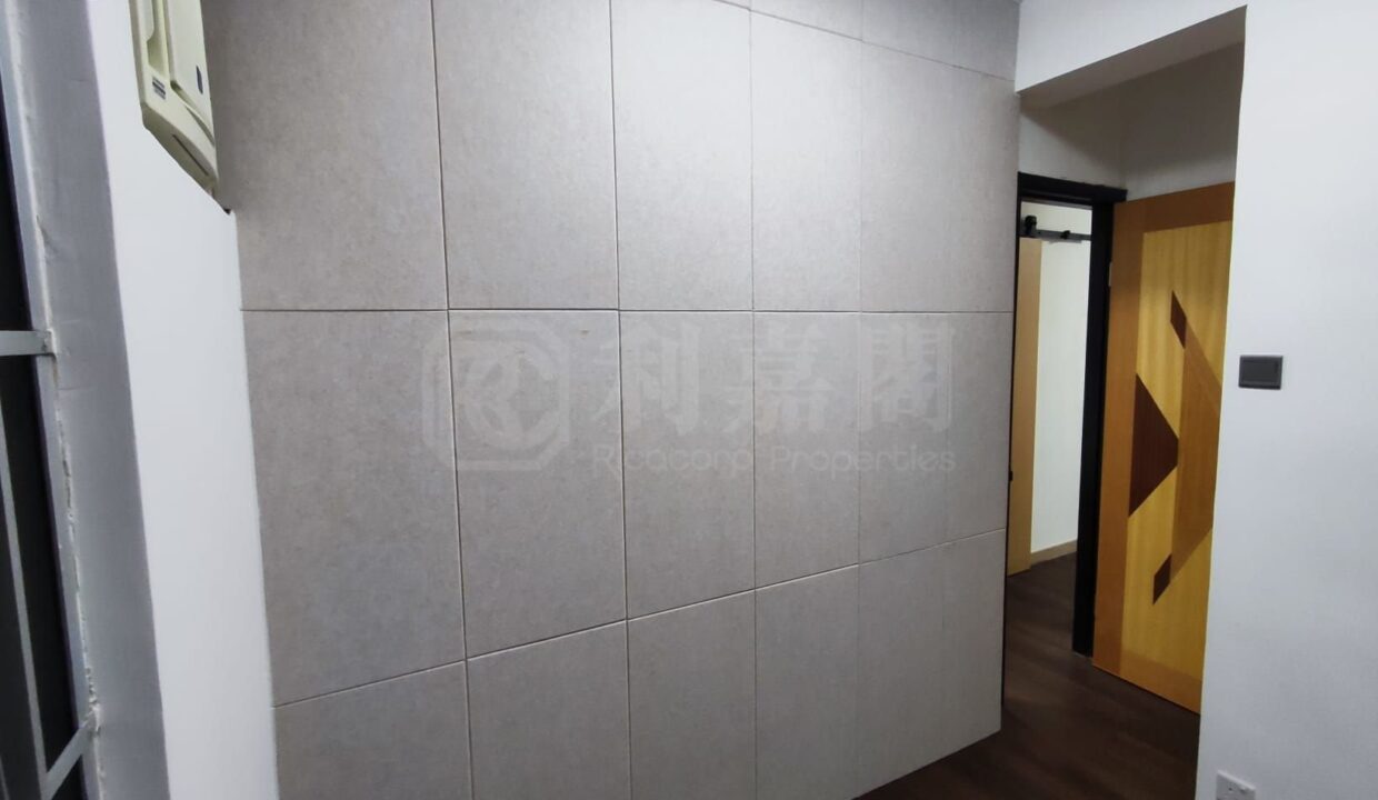 938ddce5-ceef-44dd-b4ba-950844e30e1a.jpeg