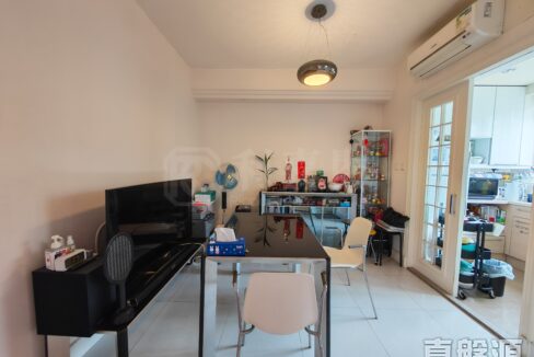 a835cf1d-d569-477c-afce-ab212a5d9716.jpeg