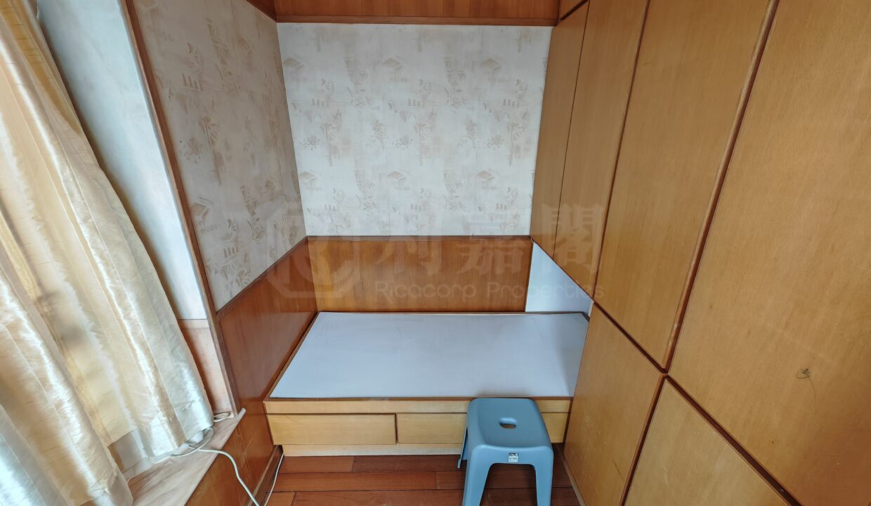 a937579e-cef2-4ecc-b578-eff655496aca.jpeg