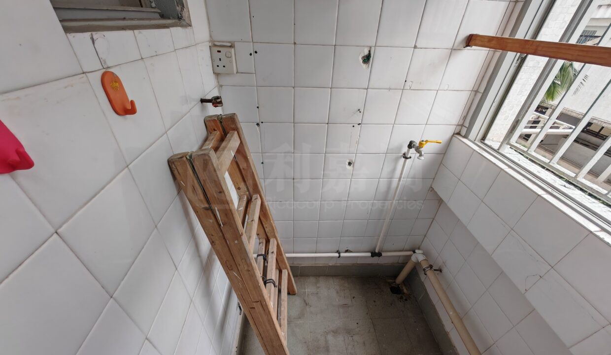 ad7d0187-a68d-4686-a60c-190c3cf2d2cb.jpeg