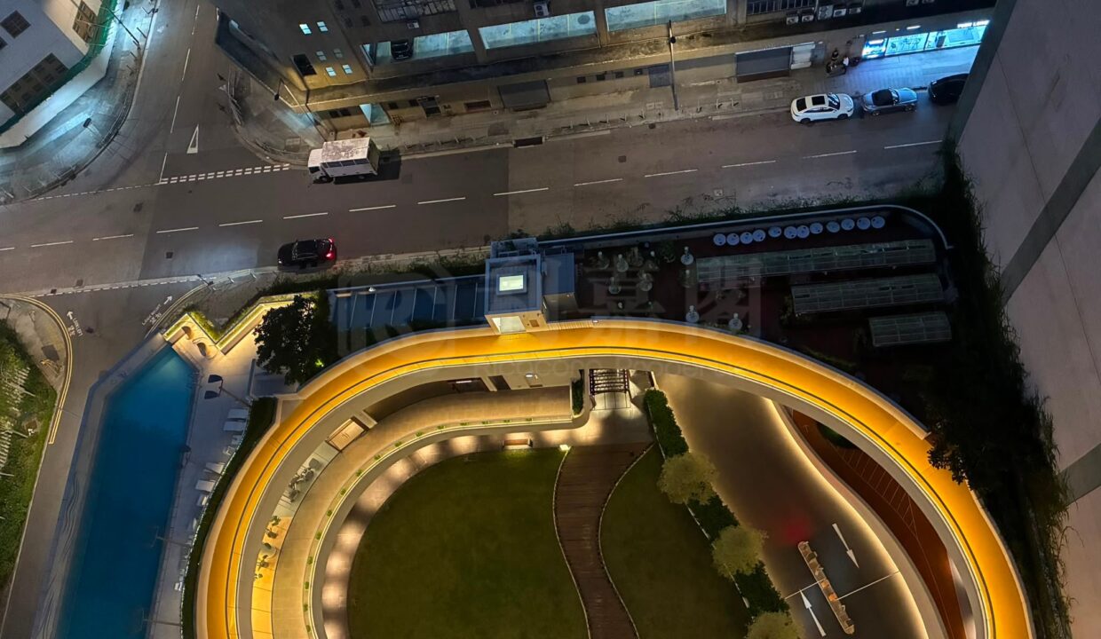b0903639-b30e-4f27-bd7c-08f340cafb4e.jpeg