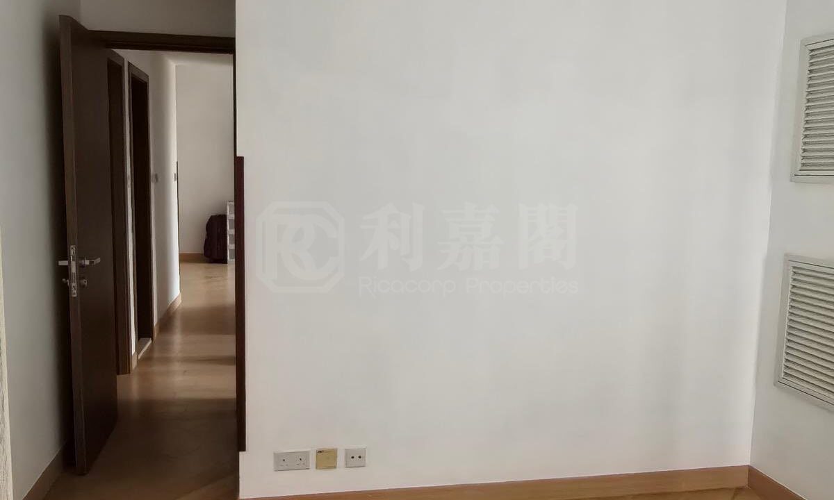 b217be4e-1347-4e81-8027-f578e23d1eb0-3.jpeg