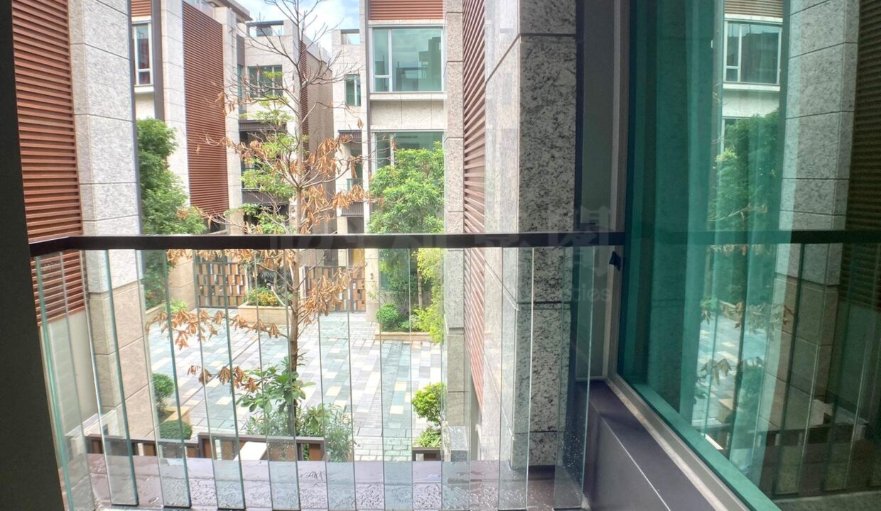 b4f25131-6713-461d-a879-133663b191e6.jpeg